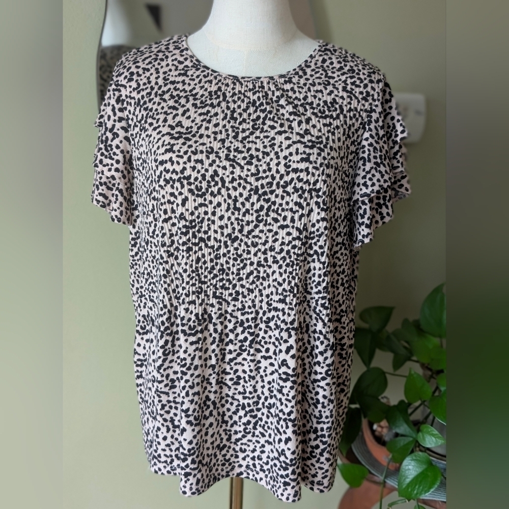 Adrianna Papell Women's Size Large Animal Print Short Sleeve Crewneck Top